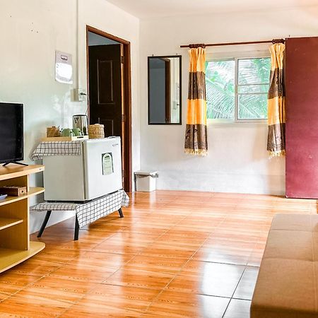 Ao Luek Homie Homestay 甲米 外观 照片
